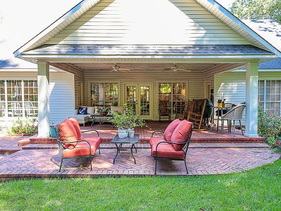 5th image of 161 Baywood Ln