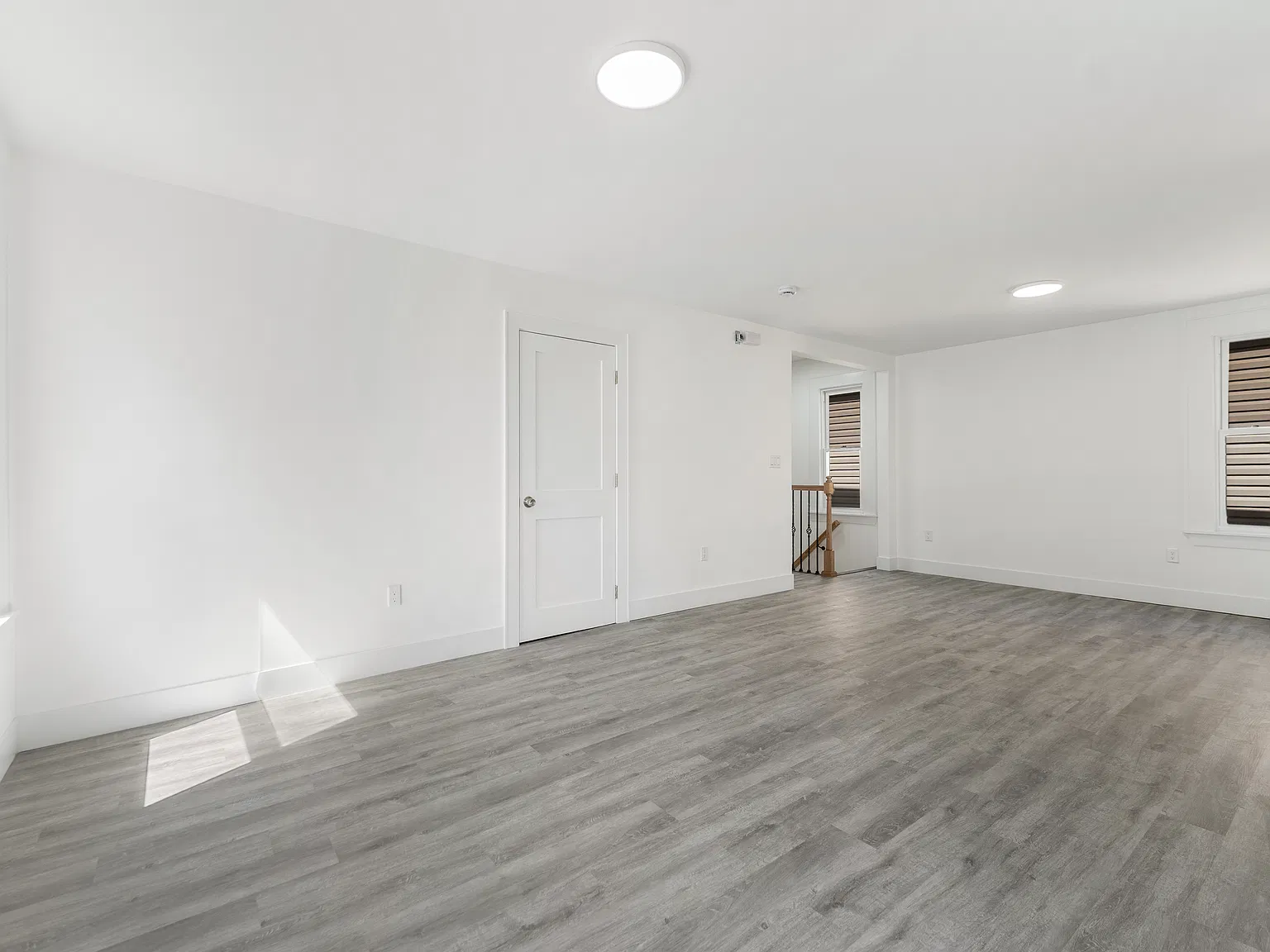 3 bed, 1400 sqft, $3,400 — Photo 2