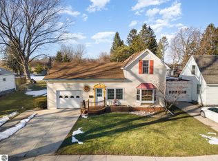 227 E End St, Alma, MI