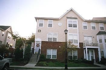 1st image of 50 Pine St APT 8E