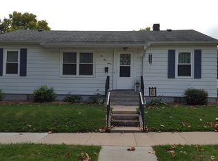 253 17th Ave N, Clinton, IA 52732