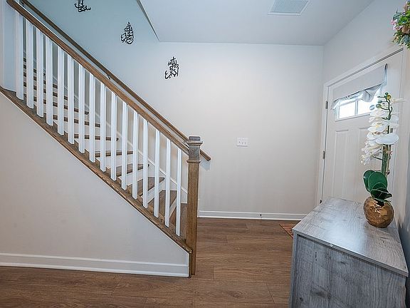 4th image of 431 S Cedar St