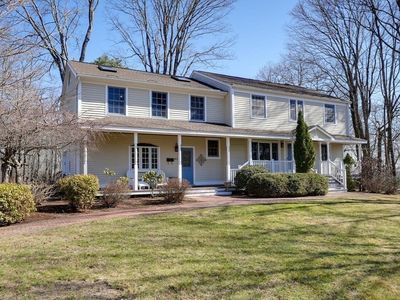45 Ash St, Hopkinton, MA, 01748