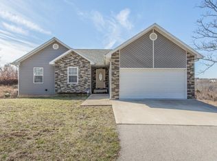 21899 Harlan Ln, Saint Robert, MO 65584