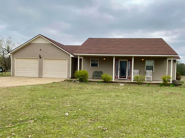 2108 N 11th St, Augusta, AR 72006