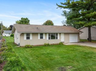 249 Elm Dr, Apple Valley, MN 55124