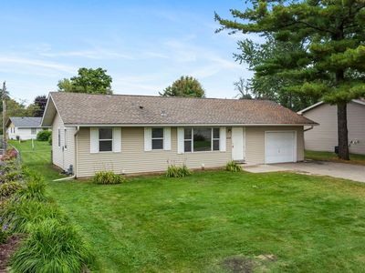 249 Elm Dr, Apple Valley, MN, 55124