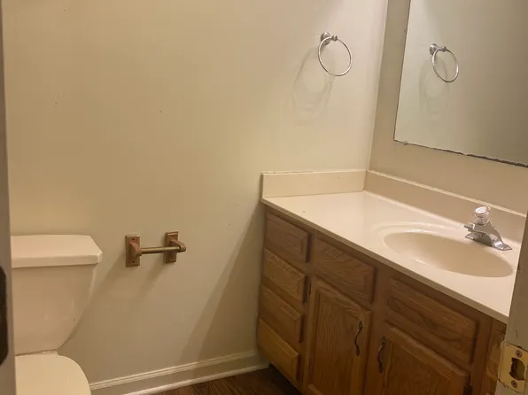 1233 Berdine Way, Lawrenceburg, KY 40342
