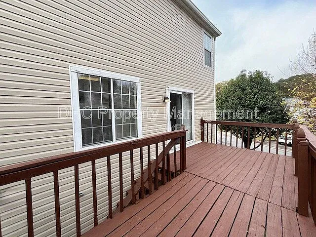 1183 Red Oak Cv — Photo 4