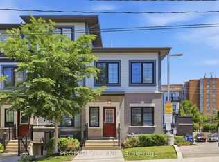 7 Forbes Ave, Toronto, ON M6M 0B5