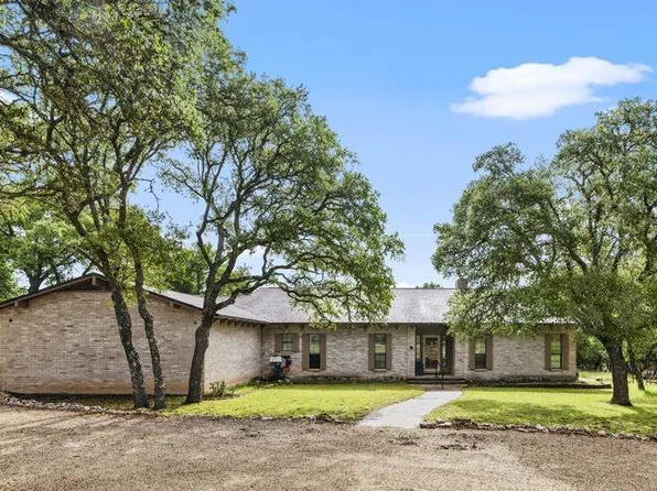 325 Cedar Rdg, Kerrville, TX 78028
