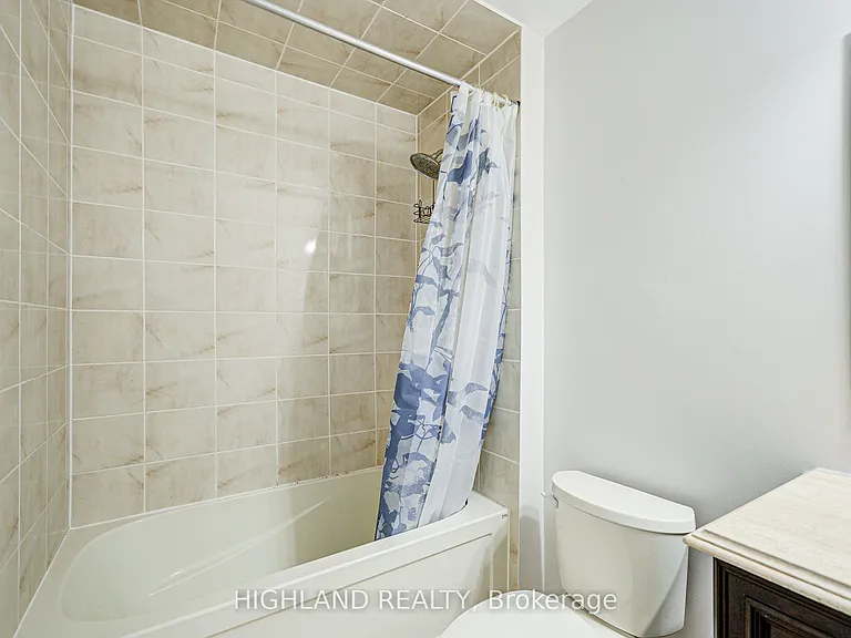 265 Ellen Davidson Dr #4 — Photo 31