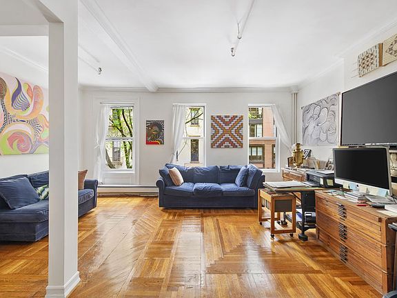 2nd image of 278 W 25th St