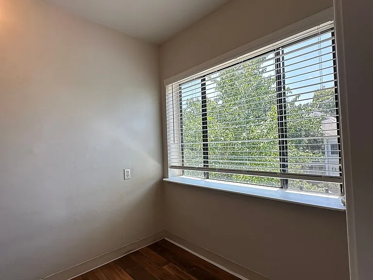Alexander's Place at 1625 H ~ Discover Timeless Charm in the Heart of it All! — Photo 13