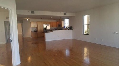 4th image of 341 5th St S APT 5