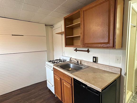 5th image of 1393-1395 Old Trail Rd #A