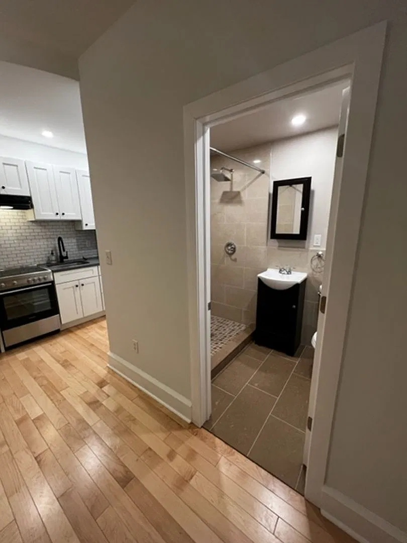 Perfectly renovated studio in Rittenhouse — Photo 2