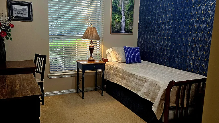 Andover Manor Dr — Photo 7