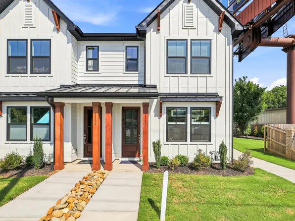 1192 N Pleasantburg Dr, Greenville, SC 29607
