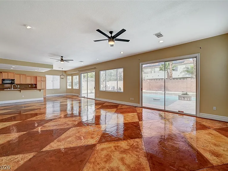 9462 Castillana Ct — Photo 5