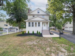 901 Palmer Ave, Holmdel, NJ 07733