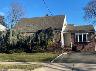 158 Beverly Hill Rd, Clifton, NJ 07012