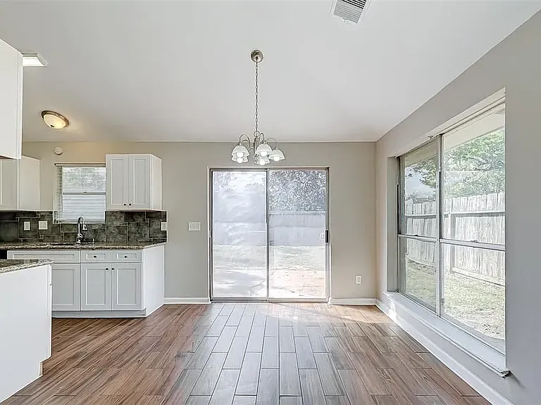 16938 Enchanted Cir E — Photo 6