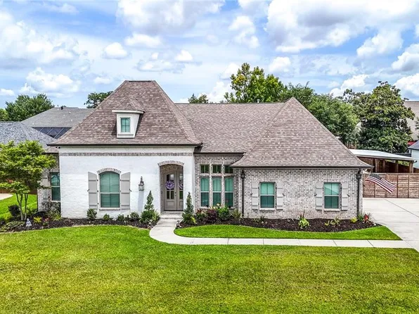 559 N Caleb Dr, Slidell, LA 70461