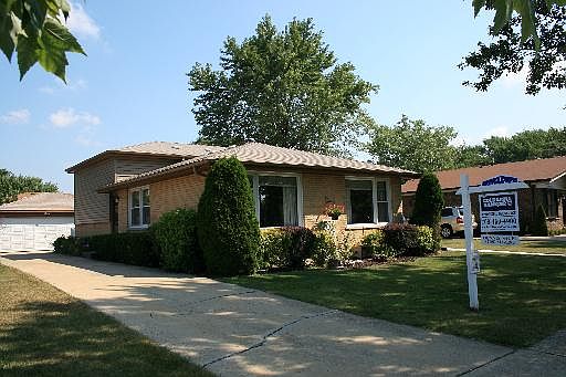 1st image of 6406 W 180th Pl