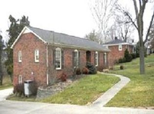 209 Blueridge Dr, Frankfort, KY 40601