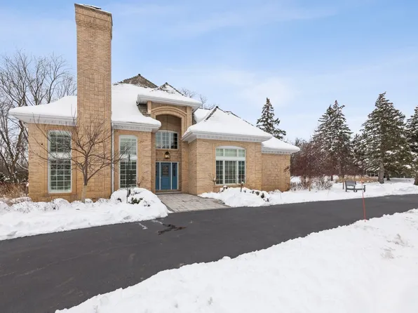 (undisclosed Address), Barrington, IL 60010