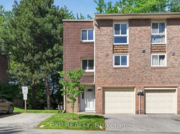 38 Rusty Crestway, Toronto, ON M2J 2Y4