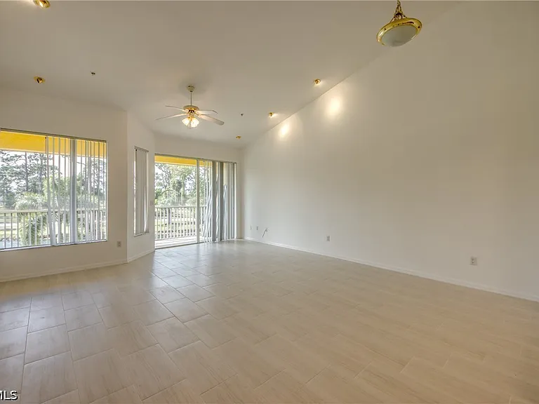 15250 Riverbend Blvd #204 — Photo 7