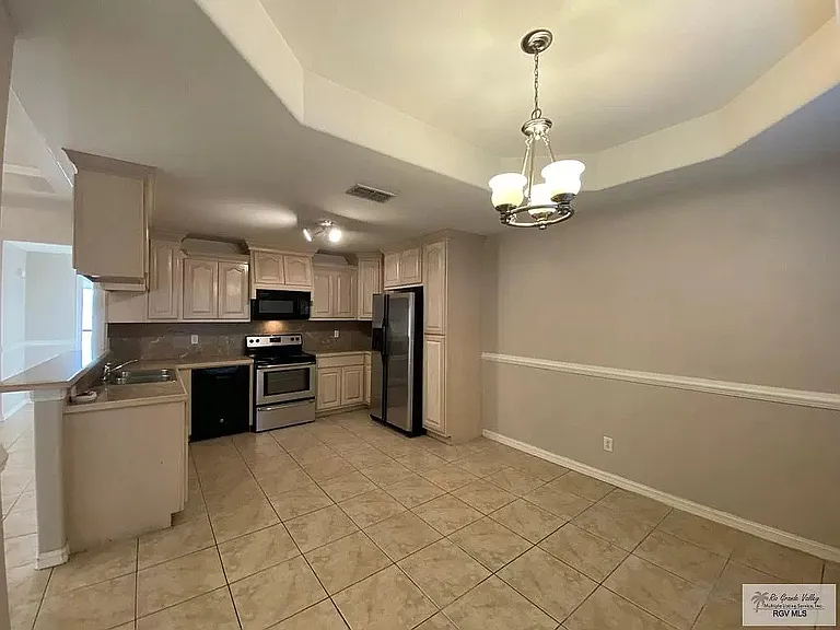 6676 Georgia Pne — Photo 12