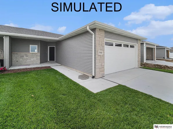 5956 Loxton St, Lincoln, NE 68526