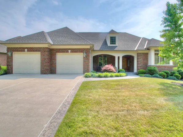 799 Woodside Ct, Villa Hills, KY 41017