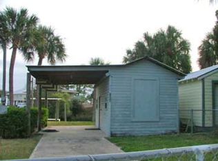 1250 Whiddon Ave, Cedar Key, FL 32625