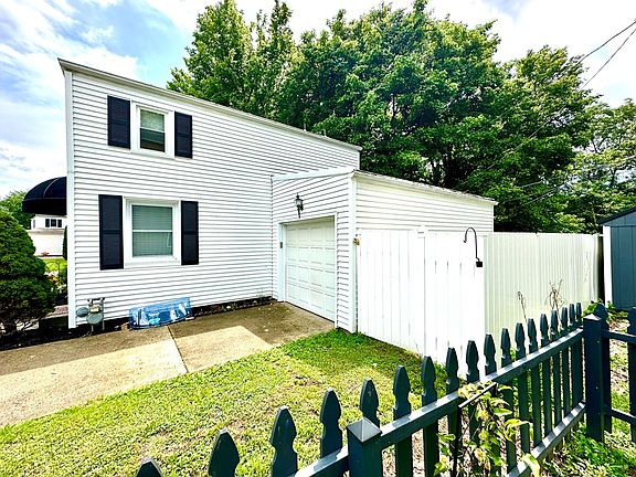 4th image of 268 Annis Ct