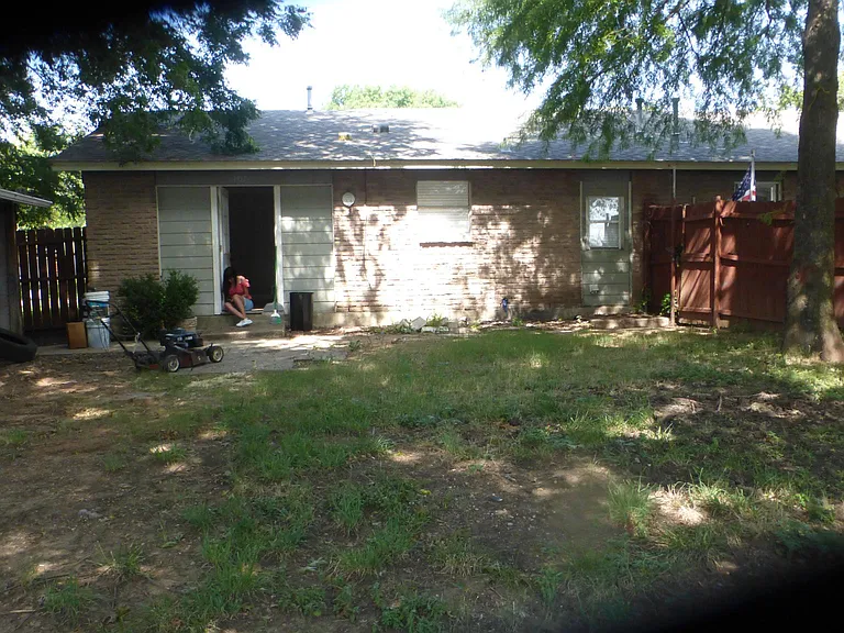 1302 Yukon Dr — Photo 27