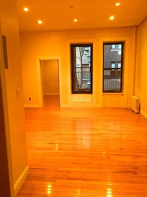 Rented by Citi Habitats | media 34