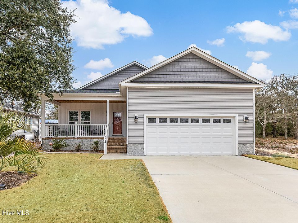 1st image of 304 E Oak Island Drive