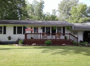 6797 Hatter Rd, Newfane, NY 14108