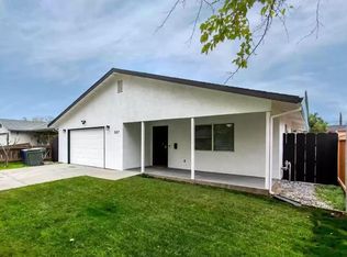 527 W 8th St, Merced, CA 95341