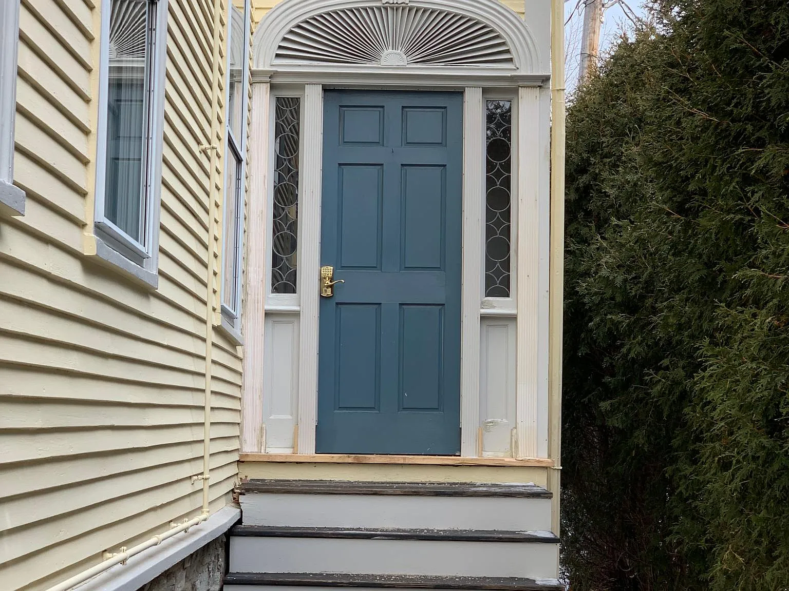 2 bed, 1200 sqft, $3,350 — Photo 2