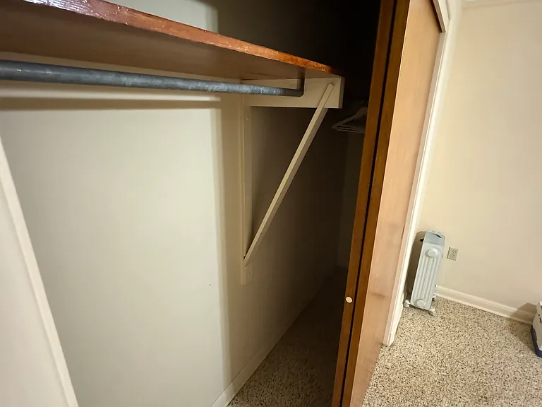 5353 Annunciation St #B — Photo 8