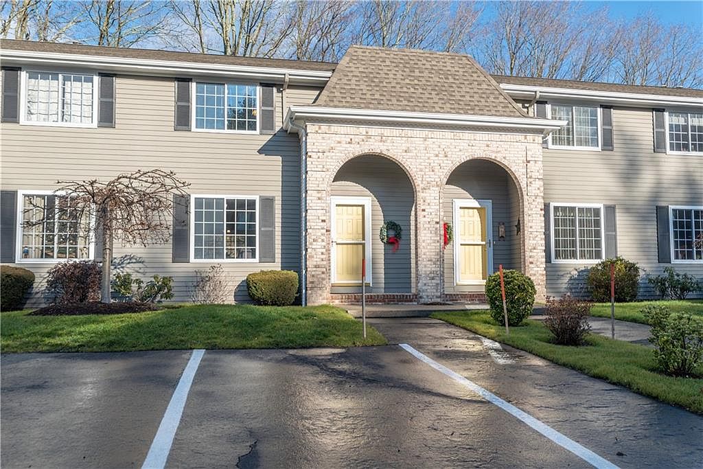 135 Pleasant View Ave APT 3, Smithfield, RI 02917 Zillow