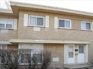 994 N Wheeling Rd, Mount Prospect, IL 60056