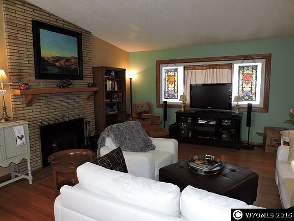 5th image of 3305 Aspen Dr
