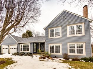 126 Seneca Ridge Dr, Sterling, VA 20164