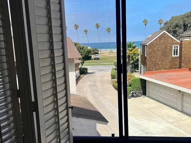 8263 Camino Del Oro #279 — Photo 17